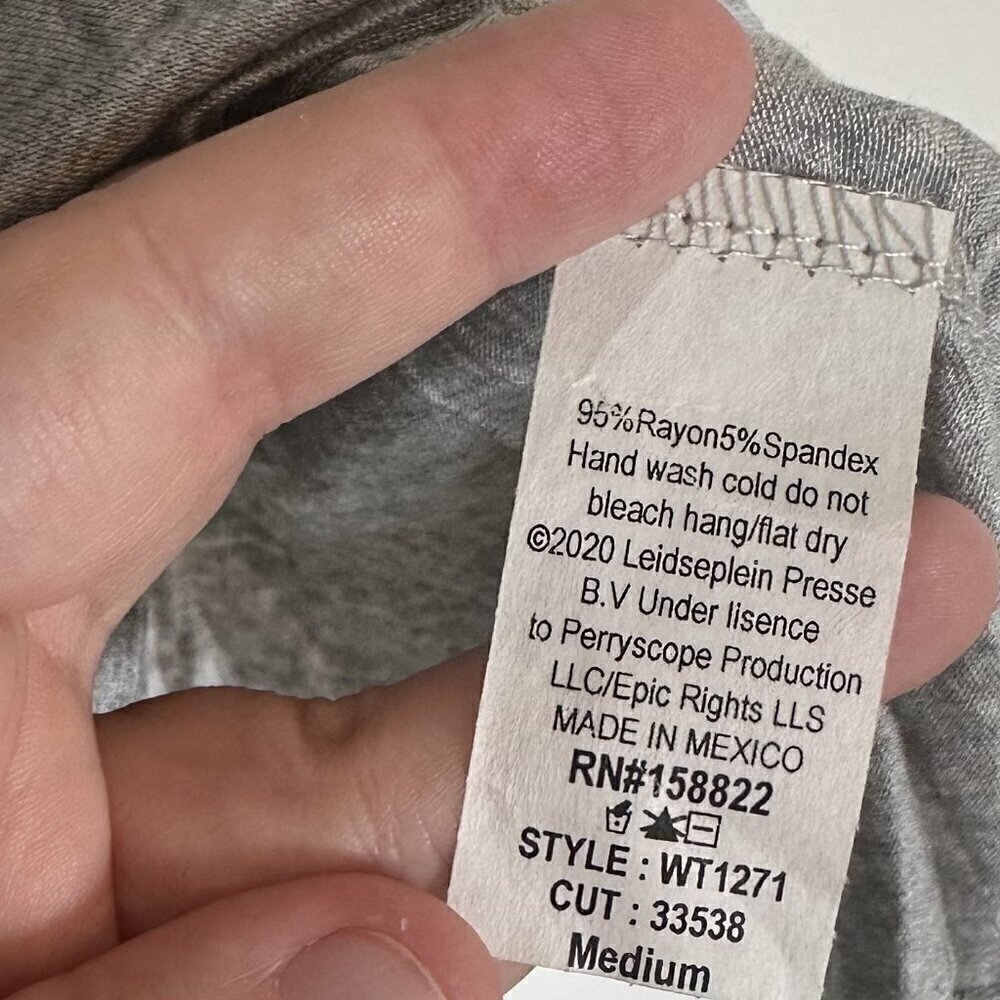 NWT Wst Cst Gray Kruger National Park Africa Graphic Tee - Size: Medium - Picture 3 of 5